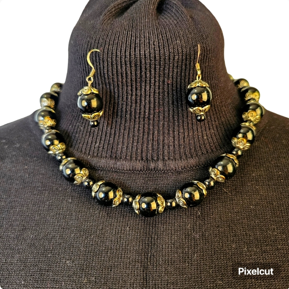 Black onyx natural gemstone 18" bead necklace metal caps + matching earrings